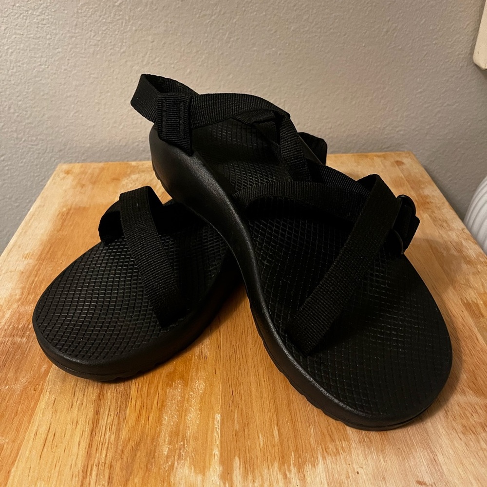 Black Chaco Classic Sandal WIDE WIDTH size 10W  Never worn!